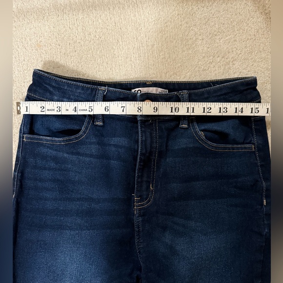 SO 11/30W Highest Rise Jeggings - Picture 4 of 6